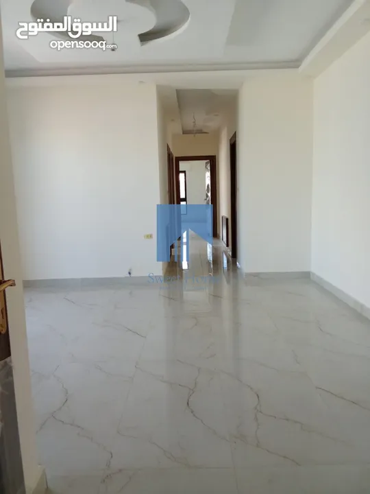 شقة فاخرة للبيع في الجاردنز  - خلف ابن الهيثم طابق ثالث 150م مع روف دوبلكس تشطيب سوبر ديلوكس