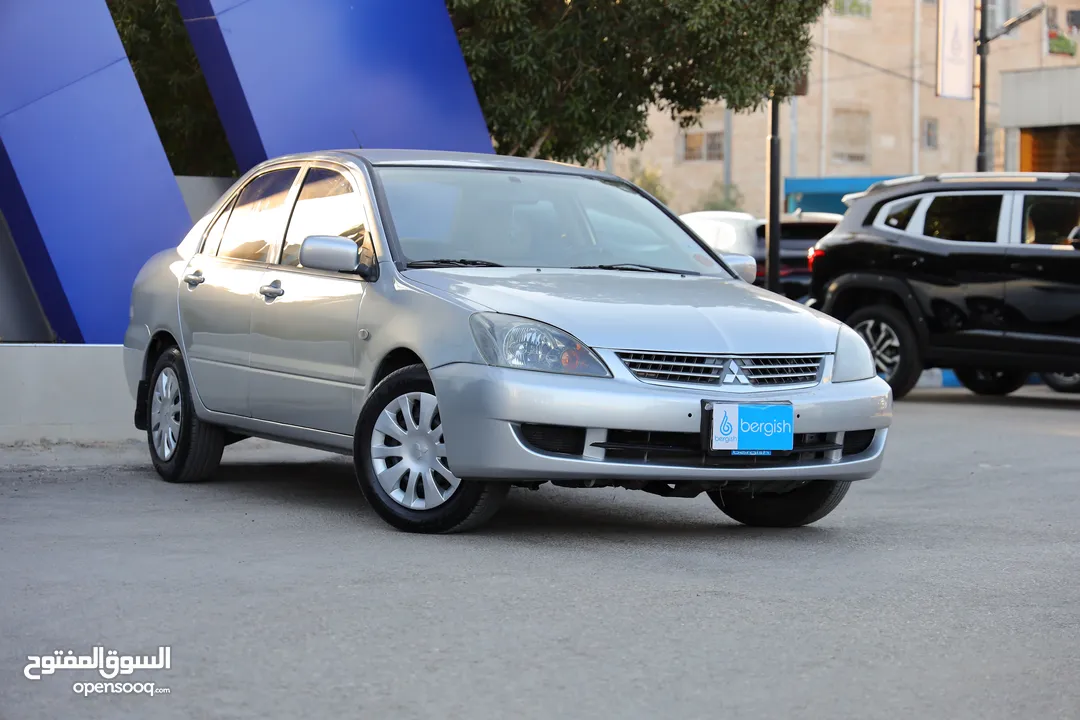 ميتسوبيشي لانسر 2011.
