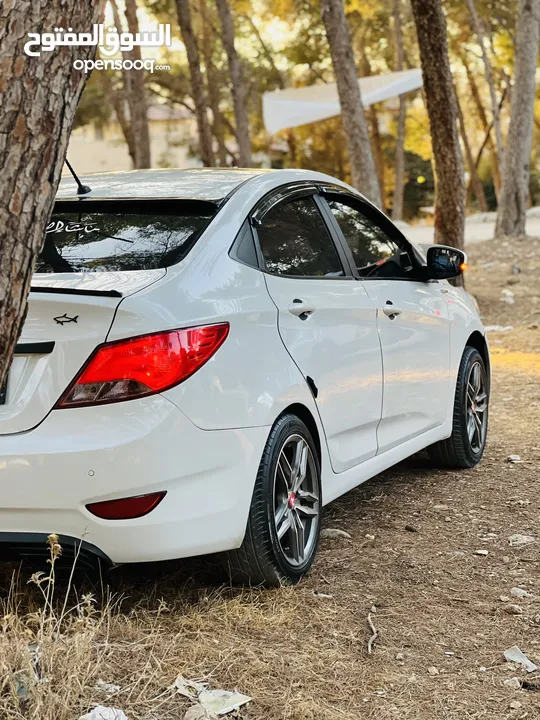 هونداي اكسنت 17 برخصه 1400 بنزين 6 غيار