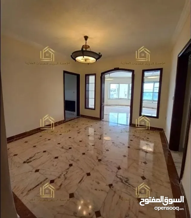 شقة طابقية - خلدا - 4نوم 2 ماستر - 365م - عروضنا غير..