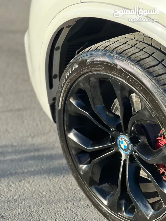 BMW Xdrive 30d ام باكج اصل داخلي وخارجي