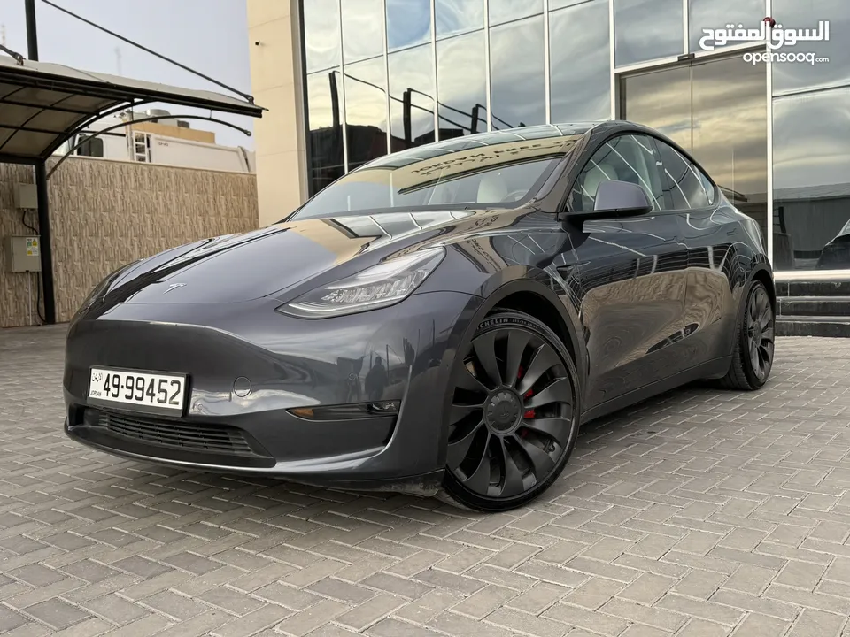 Performance 2021 صنف TESLA MODEL Y  فحص كامل تب نظافة جمرك قبل اسبوع فقط