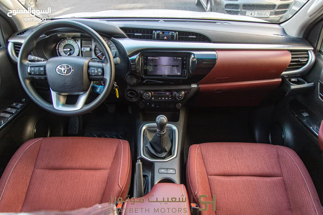 Toyota Hilux 2024   يمكن التمويل بدفعة اولى 25%