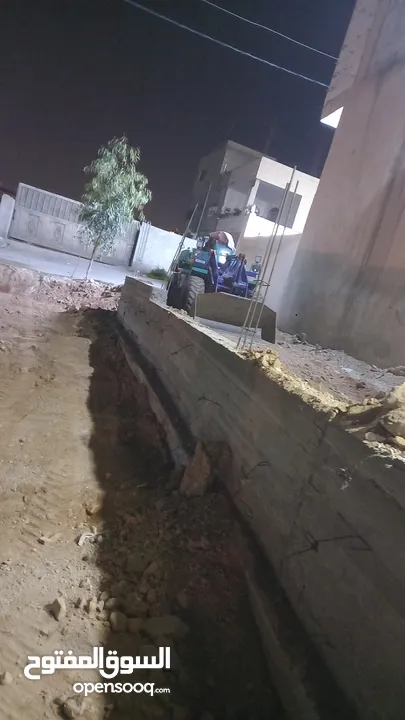 جرافه للأجار جرافه اكبيره +صغيره+قلابات مداحل