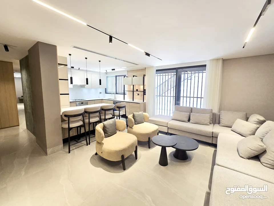 ارقى مناطق ام اذينة شقة مفروشة فخمة مع حديقة واسعة وكراج خاص LUXURY APARTMENT