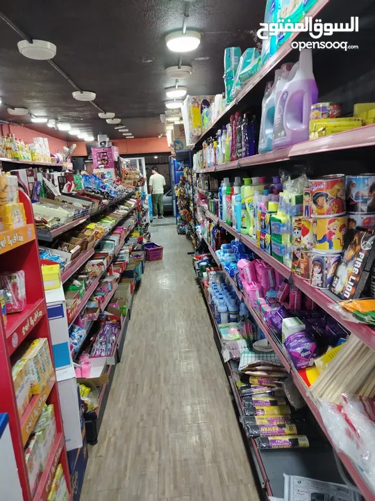 سوبر ماركت للبيع الجبيهه حي الريان مع البضاعة