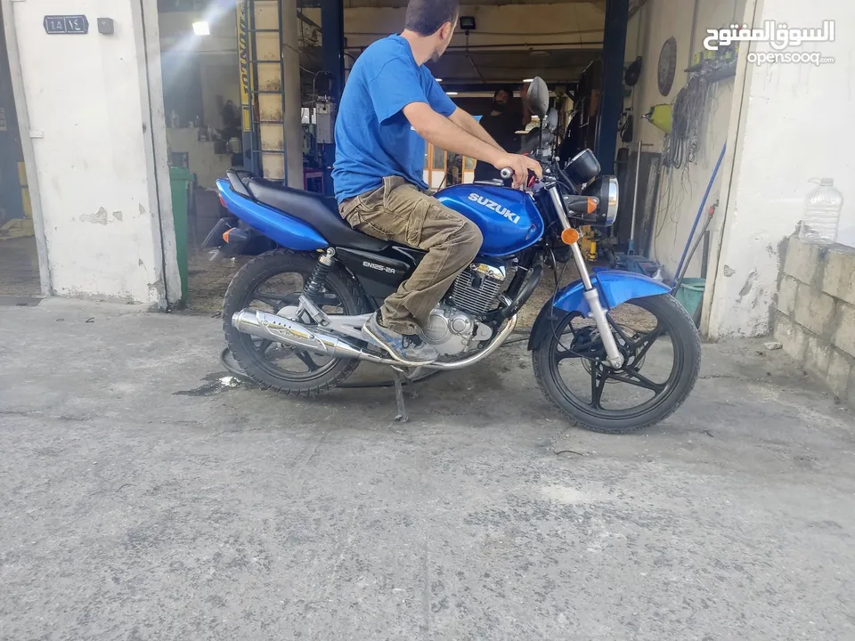 suzuki en 125 2A سوزوكي EN 125  للبيع