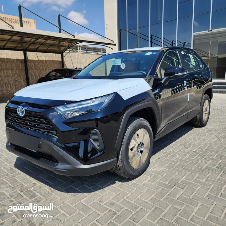 TOYOTA RAV4 LE 4X2 HYBRID -2024  تويوتا راف فور  2024-صنع ياباني