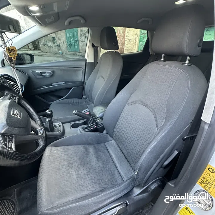 سيات ليون 2015 اوروبية الجيل الثالث 5F / مميزة جدا سبورت واقتصادية / جنين