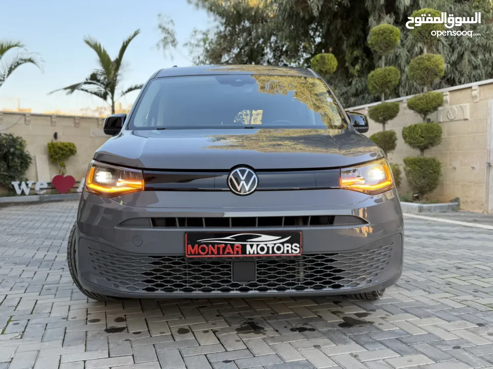 فولكس فاجن كادي ترخيص 2022/ركاب 6+1 محرك 2000 ديزل  جير اوتاوماتيك 122 حصان