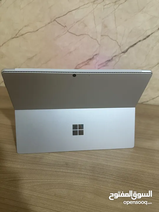 microsoft surface pro 8 استعمال شهر