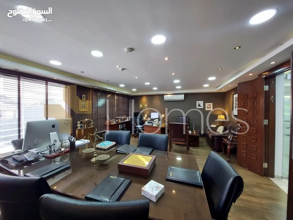 فيلا استثمارية للبيع في الشميساني ، بمساحة بناء 450م و ارض 776م