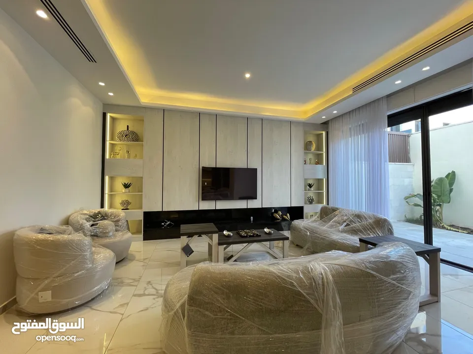 Fully furnished villa for rent in Abdoun  ( Property 38332 )-174796325