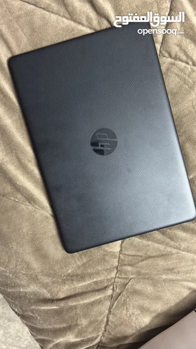 لابتوب مع مواصفاته في صورة ثانية