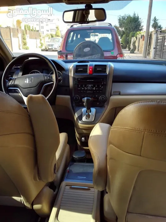 4جيد 2011 Honda cr-v هوندا سي ار في
