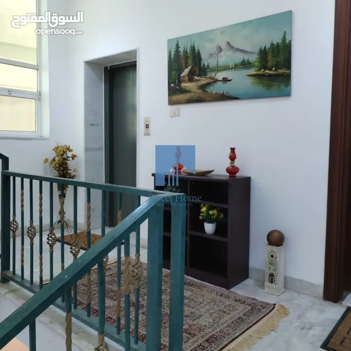 شقة طابقية مميزة للبيع في أم السماق الجنوبي  -  قرب دوار الكيلو طابق اول 240م تشطيب سوبر ديلوكس
