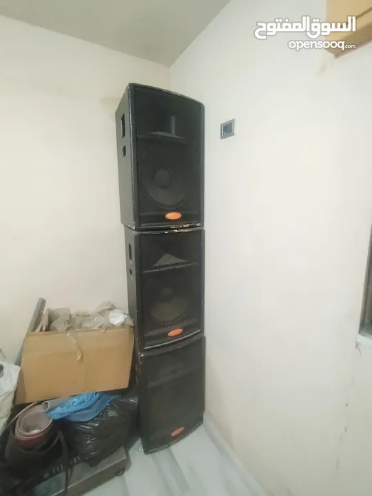 سماعات حفلات 600-300 واطط