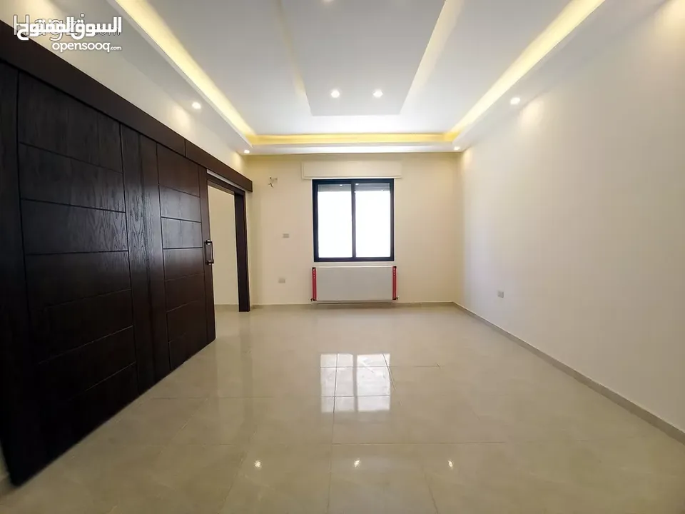 شقة غير مفروشة للايجار في عبدون  ( Property 33476 ) سنوي فقط