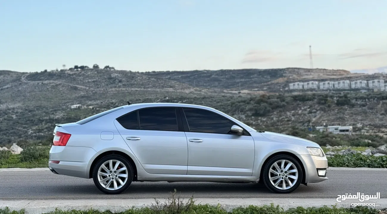 سكودا اوكتافيا 2016 اوتومات ديزل بوضع الشركة السيارة