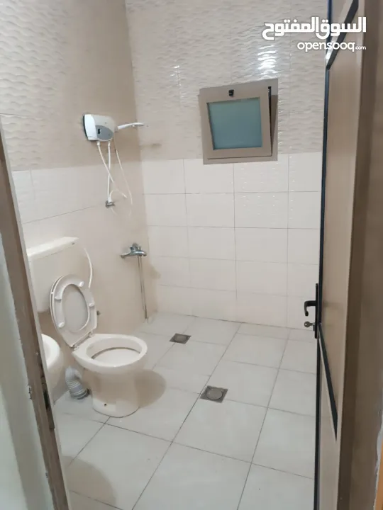 شقة مساحتها 120 متر طابق اول بناء جديد