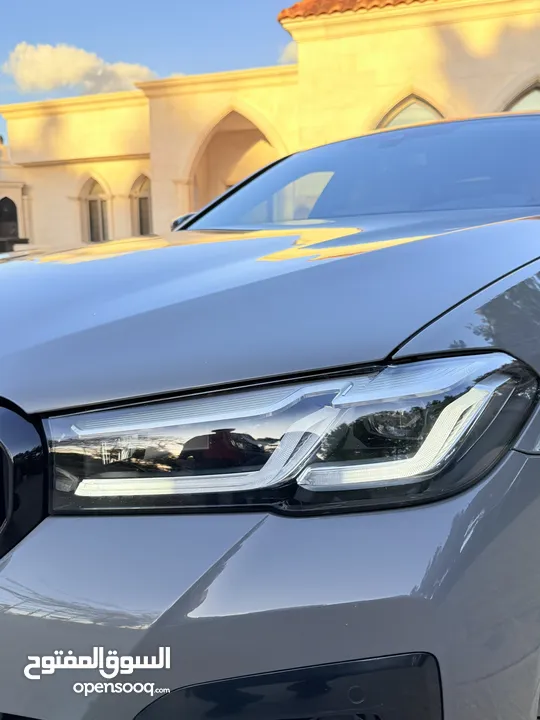 BMW 2023 530i وارد الشركه