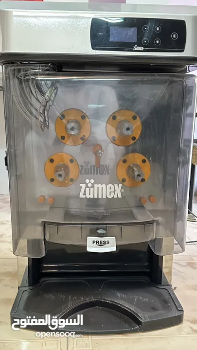 للبيع ماكينة عصر برتقال ZUMEX VERSATILE PRO �