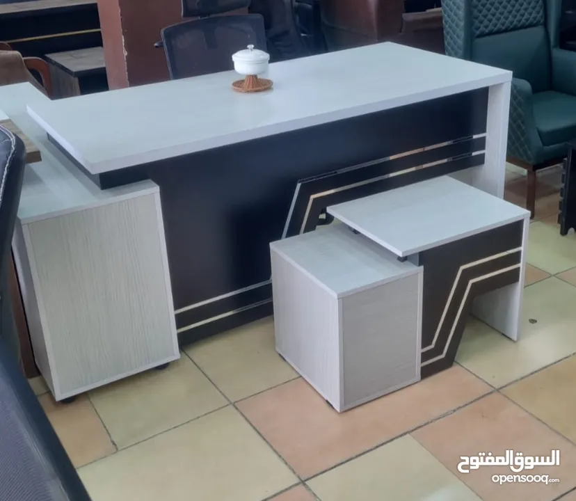 مكتب مدير قياس 180سم +جانبية +طاولة هديه مع كل مكتب لامينيت  اثاث مكتبي