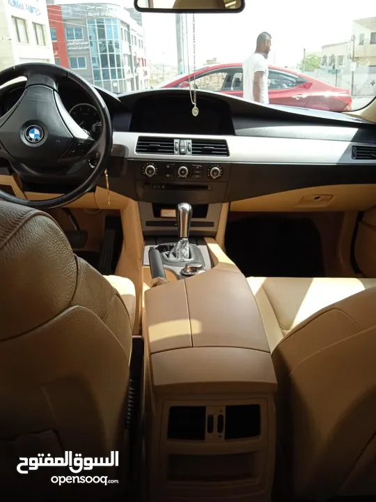 سيارة BMW E60 محولة 2010 بالكامل او بدل على هايبرد