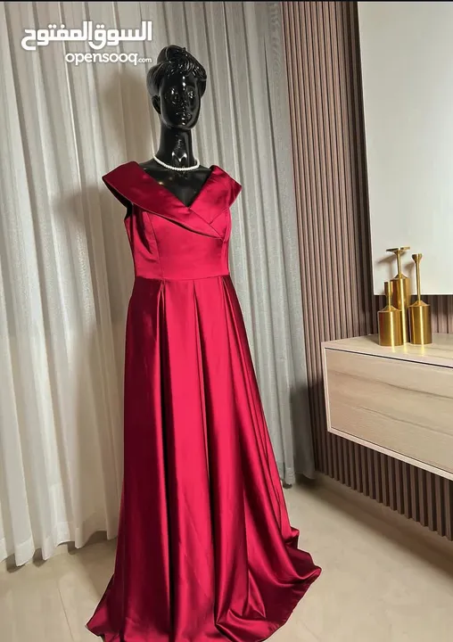 فساتين سهرة وأعراس