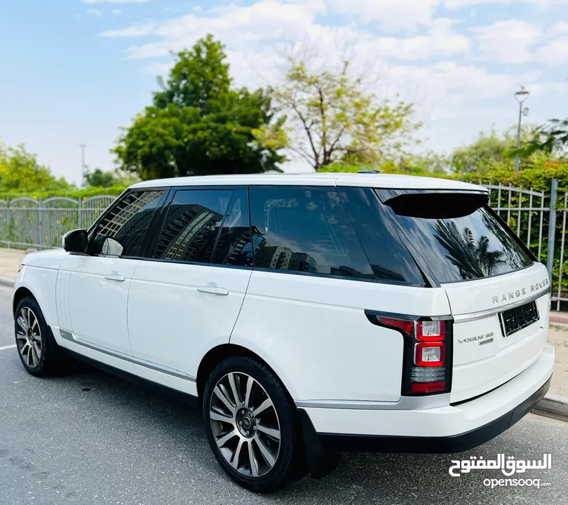 A Clean And Very Well Maintained RANGE ROVER 2014 White VOGUE SPORTS