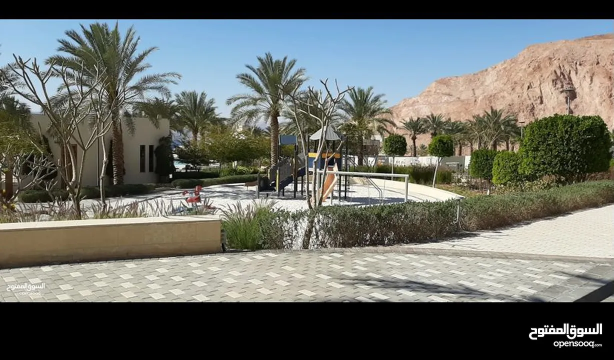 غرفة فندقيه اطلاله بحريه داخل منتجع ( قرية الراحه/ مرسى زايد )