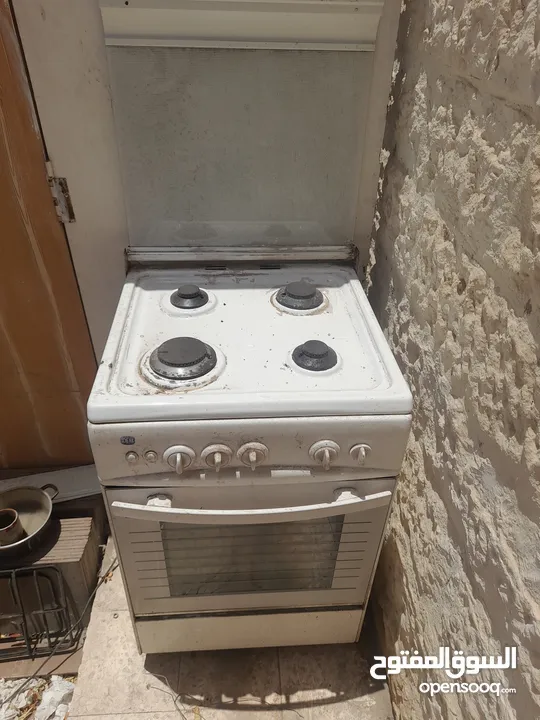 فرن غاز مستعمل للبيع