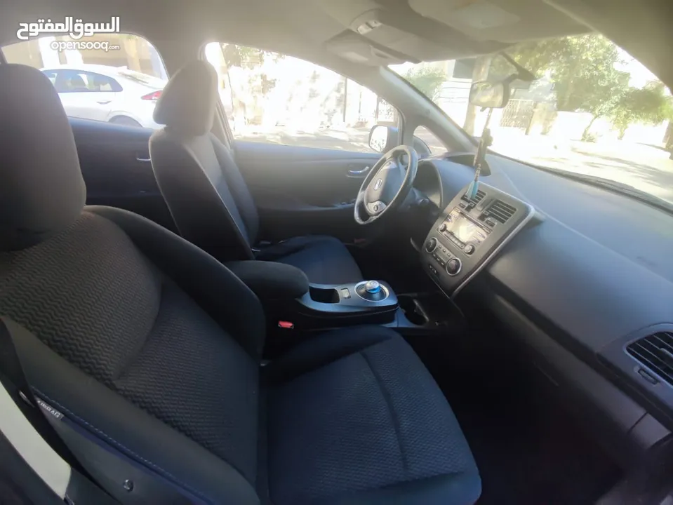 2015 Nissan Leaf 10 bar