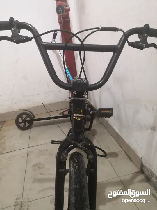 جاري BMX مستعمل و حالة جيدة جدا