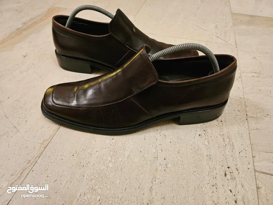 أحذية مشكلة بحالة الجديد 44 و 45 و 43 و 42, 46,