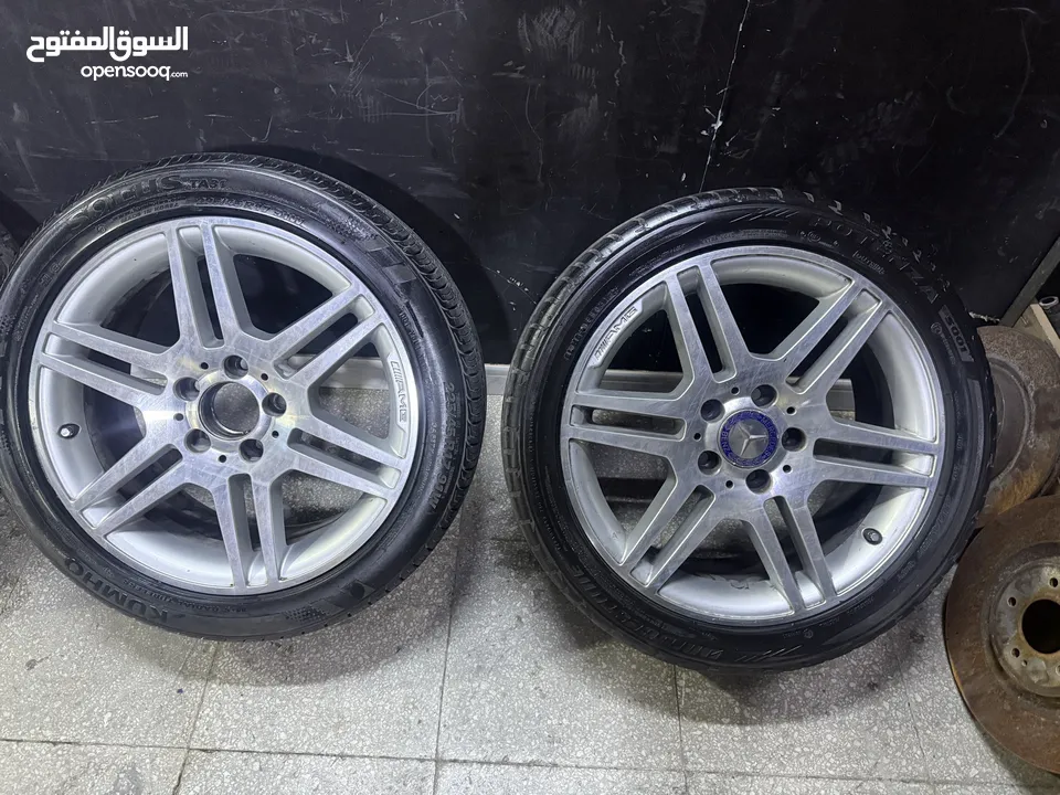 جنط مرسيدس w204 AMG  جنط بحالة ممتازه لا كسور ولا خشوط بحالة ممتازه حجم جنط 17 امامي رفيع خلفي عريض