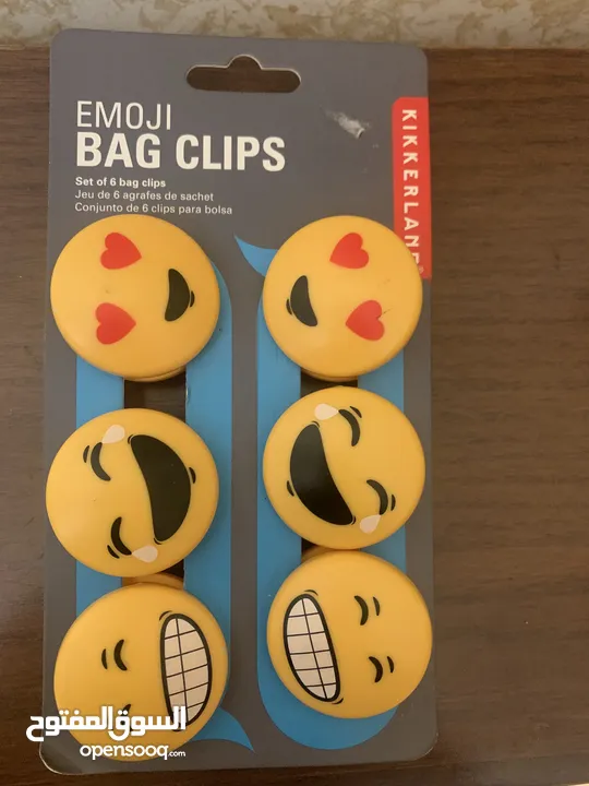 Emoji bag clipes