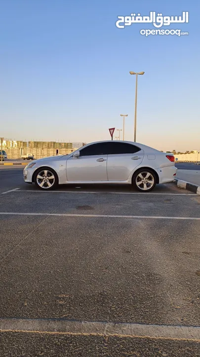 FOR SALE: Lexus IS 250 2006 (Full Option, V6) للبيع: لكزس IS 250 موديل 2006 (فل أوبشن، V6)