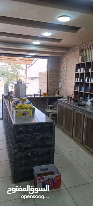كافتيريا للبيع على شارع رئيسي موقع مميز بسعر مناسب لعدم التفرغ