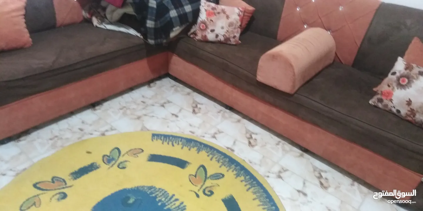 كورنر بحالة جيدة للبيع جدا