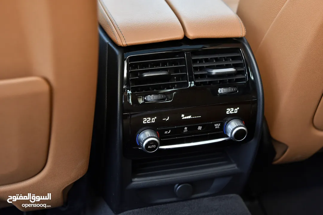 بي ام دبليو الفئة الخامسة بلج ان هايبرد 2019 BMW 530e Plug In Hybrid