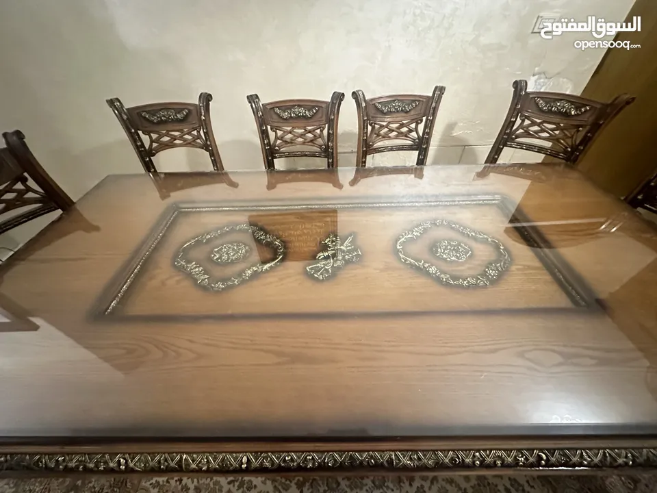 غرفة سفرة فاخرة للبيع قابلة للتفاوض