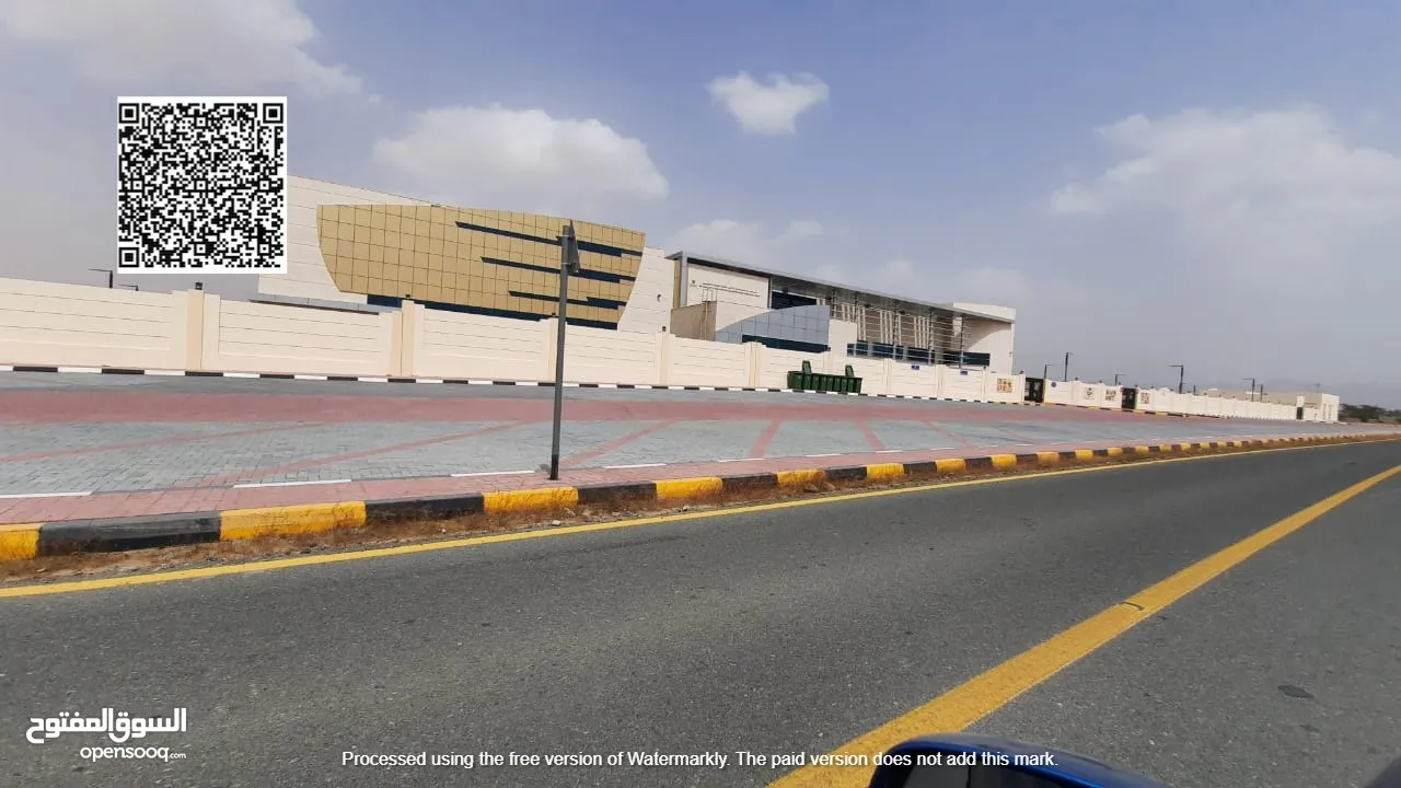 ارضيين للبيع بالمنامة سكنى رابع قطعه من شارع افضل موقع