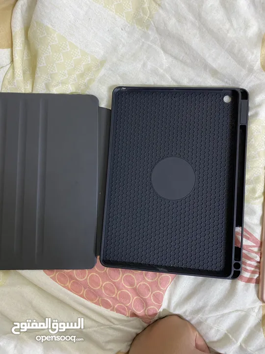 ايباد ايفون الجيل الثامن 8 iPad iPhone 8 ذكراته32 32