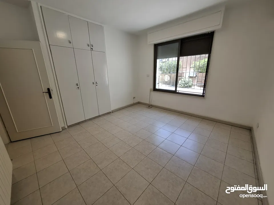 شقة غير مفروشة للإيجار  ( Property 43170 )-174836195