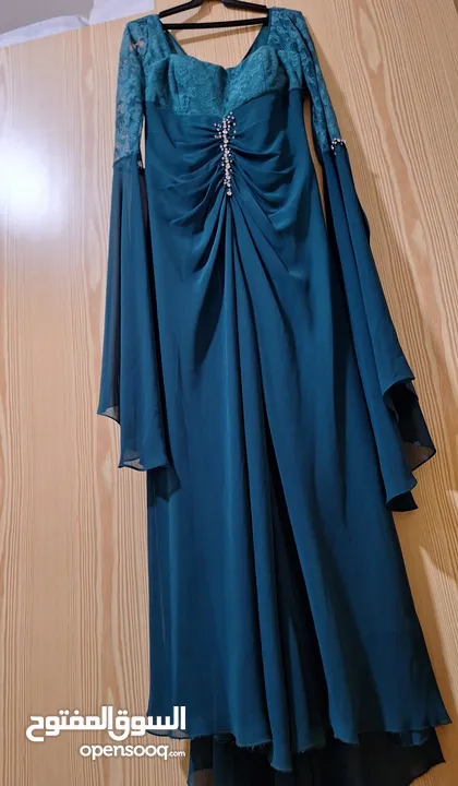 فساتين سهره