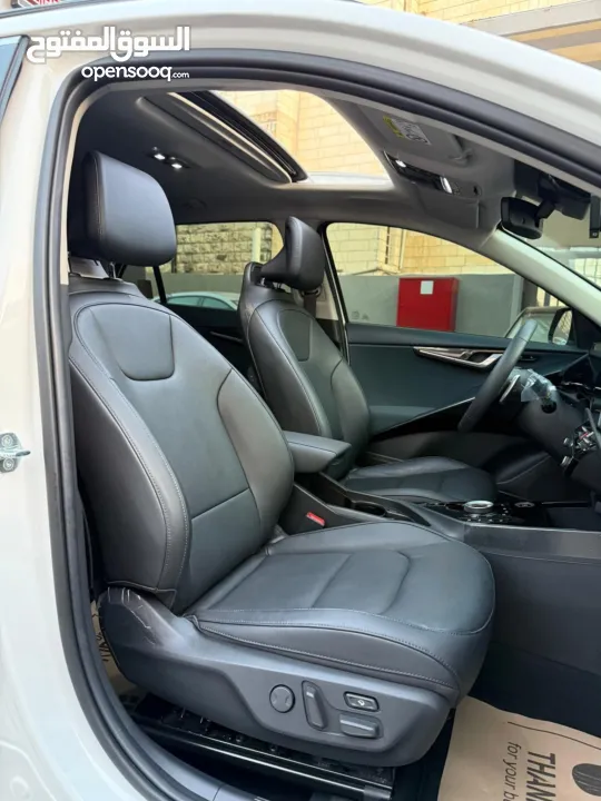 كيا نيرو هايبرد مع فتحة سقف Kia_Niro_Hybrid
