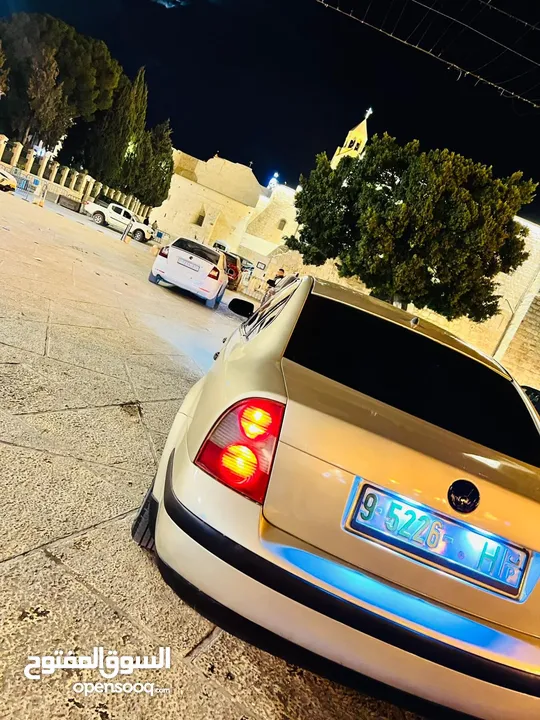 سيارة باسات فراشة 2003