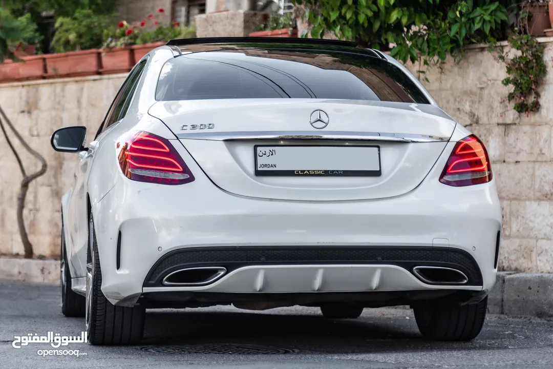 Mercedes C200 Amg kit 2015 مميزة جدا،  وارد و بحالة الوكالة