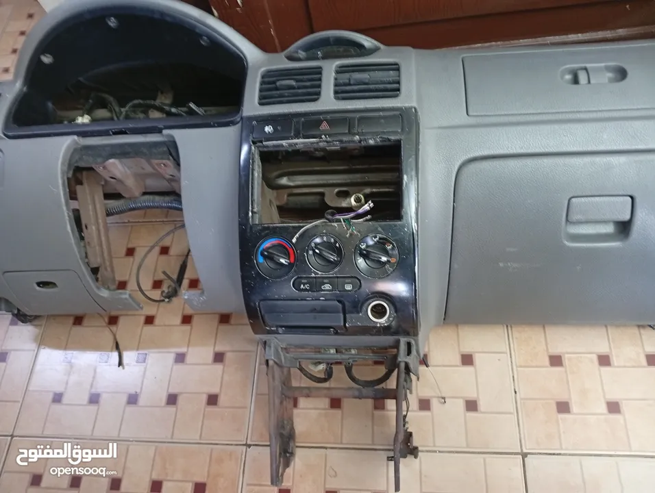 تابلو كيا ريو 2005 بحاله ممتازه للبيع بسعر جيد جدا